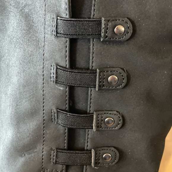 Cliffs by White Mountain Black Slouch Boots
Women’s Size 7.5 Mid-calf height - Picture 3 of 9